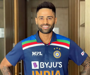 Famous People Born Today, Today’s Celebrity Birthdays - TFP