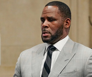 R. Kelly Height, Weight, Religion, Net Worth, Age, Biograph