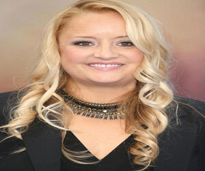Lucy Davis Height, Weight, Religion, Net Worth, Age, Biogra