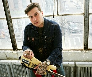 Frank Iero Height, Weight, Religion, Net Worth, Age, Biogra